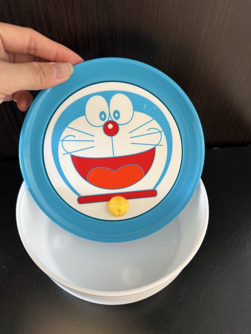 Doraemon Round Storage plastic Container with Lid486344827193282563