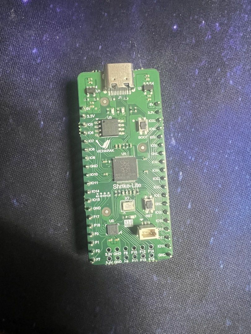 FPGA & Microcontroller (Category: Computer Parts) located in Singapore. Submitted by chico2001 (Listing ID 1444809161, Image 1). Description: Its a mini embedded development board with onboard FPGA. Very easy and useful for hobbyists and people who want to learn how to use FPGAs and make small projects..