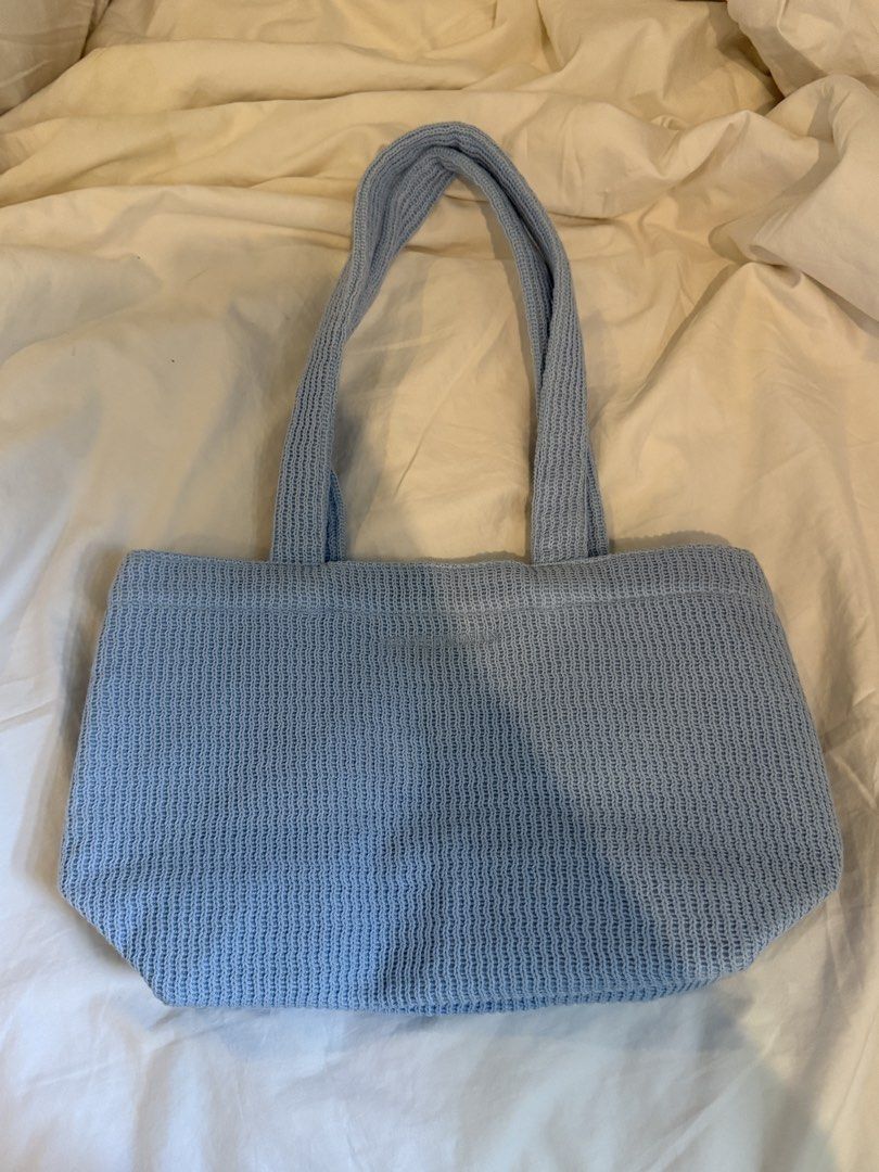 Gentle Woman Sandy Tote (Category: Tote Bags) located in Quezon City. Submitted by lucymnl (Listing ID 1444854767, Image 3). Description: Gentle Woman Sandy Tote - bought this at the Gentle Woman store in BKK - got this for 1560thb ~ around ₱2,800 - used once - no issues rfs: decluttering .