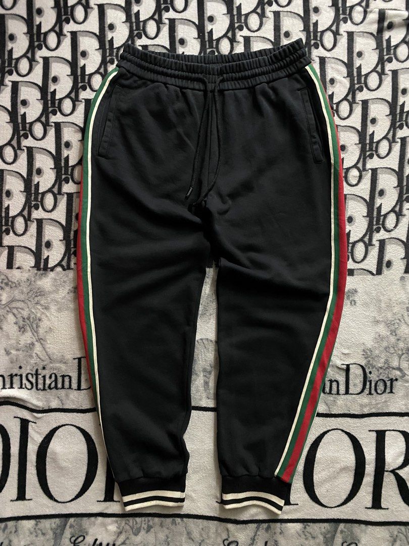 Gucci Sweatpants (Category: Joggers) located in Alfonso. Submitted by clyde.nicole.cerilo1 (Listing ID 1444819594, Image 1). Description: GUCCI JOGGERS SIZE M ON TAG 30-38 WAISTLINE 37 LENGTH 13 THIGHS COMPLETE TAGS 9/10 COLOR RATE AND CONDITION EMBROID DEETS NO ISSUE EXCELLENT CONDITION .