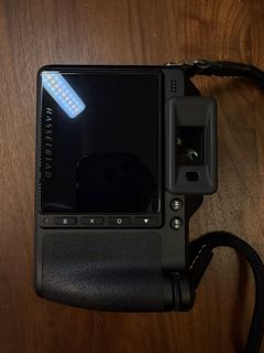 （分類：）位於 。 由 rollei1 提交（商品編號 1444770886，圖片 1）。簡介： 。