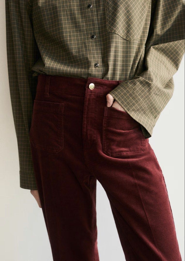 H&M Wine Red Flared Corduroy Jeans (Category: Jeans) located in Taguig. Submitted by kayeph (Listing ID 1443894381, Image 2). Description: Good as new Very nice retro style Flared RFS decluttering .