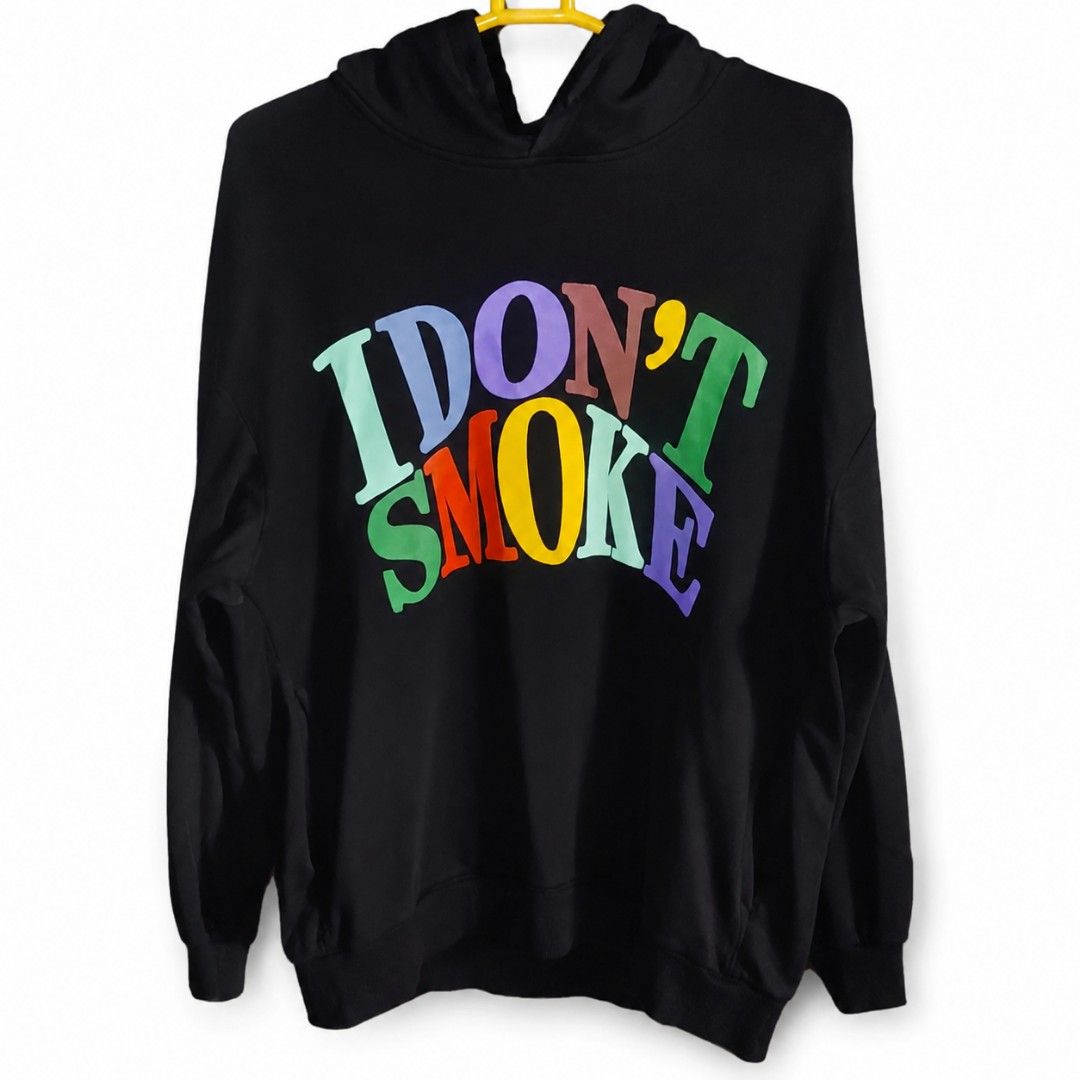 I DON'T SMOKE (Category: Hoodies) located in Valenzuela. Submitted by alignment_label (Listing ID 1444745387, Image 1). Description: I DON'T SMOKE HOODIE SIZE M OVERSIZED SIZE W - 25 L - 31 COLOR RATE: 9.5/10 CONDITION: 9.5/10 COLOR MAY VARY DUE TO LIGHTING COMPLETE TAGS✅✅✅ ISSUE: - SEE AT THE LAST PAGE OF THE PHOTO PRICE: 250+ SF PAYMENT OPTION: GCASH ONLY SHIPPING OPTION: - SHIP VIA JNT - LALAMOVE, PLEASE BOOK VIA LALAMOVE YOURSELF AND SETTLE T