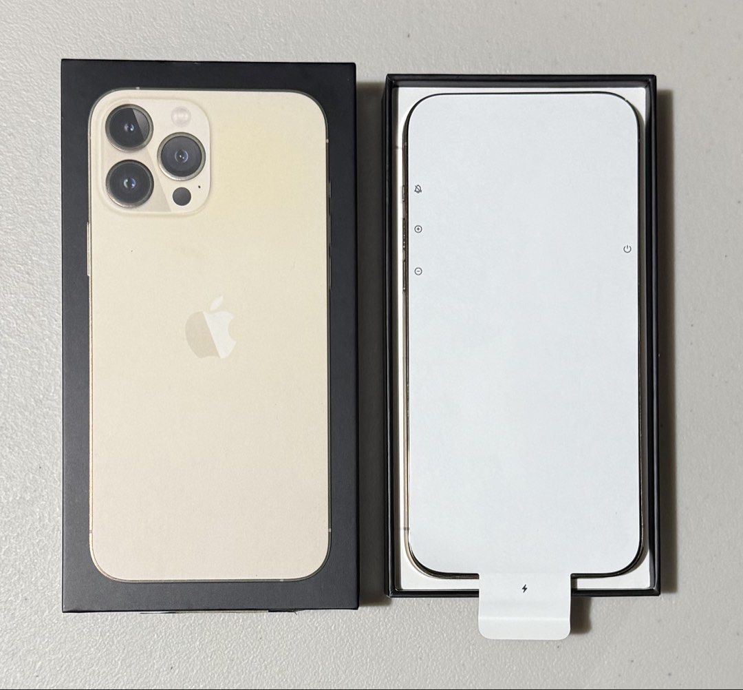 iPhone 13 Pro Max 256 gb Gold (Category: iPhone 13 Series) located in Quezon City. Submitted by thefringe (Listing ID 1433946258, Image 2). Description: -Looks brand new -No scratches or dents -Complete package -Not refurbished -Worth the money -Negotiable -With free cases RFS: Upgrade.