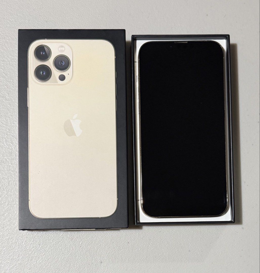 iPhone 13 Pro Max 256 gb Gold (Category: iPhone 13 Series) located in Quezon City. Submitted by thefringe (Listing ID 1433946258, Image 3). Description: -Looks brand new -No scratches or dents -Complete package -Not refurbished -Worth the money -Negotiable -With free cases RFS: Upgrade.