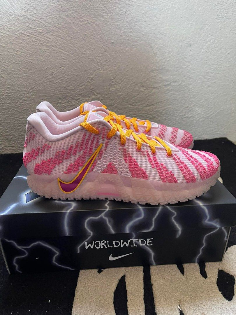 Ja 3 Jelly Bean (Category: Sneakers) located in Makati City. Submitted by threadsfordays (Listing ID 1444850323, Image 2). Description: Authentic Bnew Sz 8.5 and 9 ₱6000 Mandaluyong area .