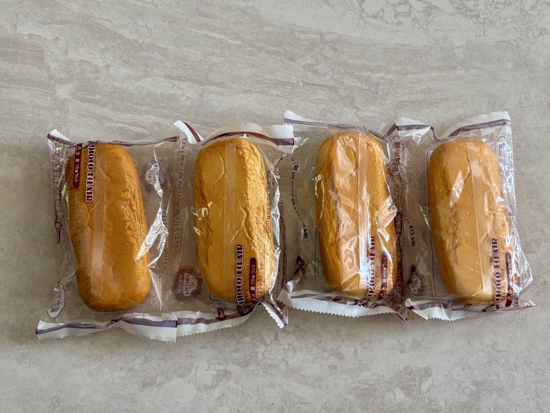 [Full Set Sale Only] Authentic Choco Eclair Squishy (Category: Plushies & Soft Toys) located in Singapore. Submitted by lazyshiro999 (Listing ID 1444715074, Image 2). Description: This is my last set. I prefer to keep it complete for a fellow collector. Brand New in Original Packaging. Paper tags are completely intact. Please note : May have some minor cracks due to age, but it‘s completely unplayed. Complete set of 4 colors: Red/Pink/Green/Black