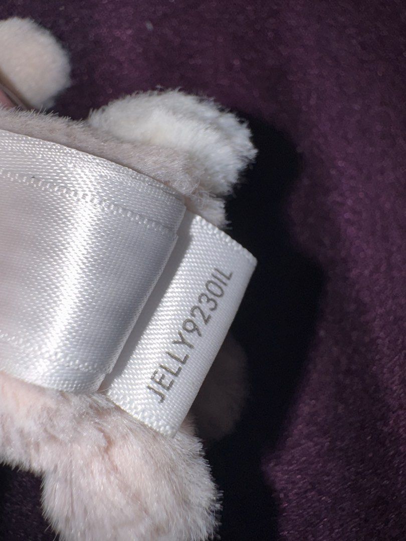 Jellycat Bashful Blush Bunny Bag Charm (Category: Charms) located in Valenzuela. Submitted by gracemuy (Listing ID 1444792115, Image 3). Description: Authentic Jellycat Bashful Blush Bunny Bag Charm (retired) Lost Tags.