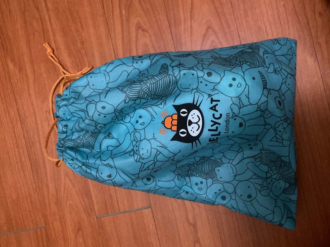 Jellycat Grey Bunny Plush Toy with Drawstring Bag (Category: Plushies & Soft Toys) located in Cavite. Submitted by dridridridiri (Listing ID 1444802828, Image 2). Description: - Super soft ORIGINAL Jellycat bunny - Includes original drawstring bag with animal print and Jellycat logo - Bunny has floral print inside ears and on paws - Ideal for gifting or collecting.