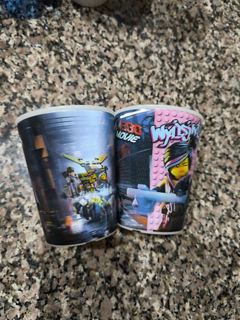 Lego Movie Cups486877755417579520