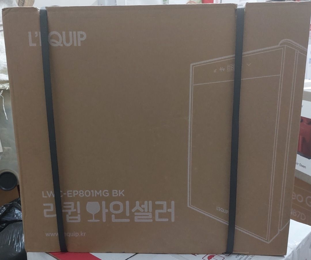 L'EQUIP Mini Wine Refrigerator Wine Cellar (8 bottles) (Category: Refrigerators and Freezers) located in Caloocan City. Submitted by charlie232a66 (Listing ID 1444747243, Image 1). Description: .
