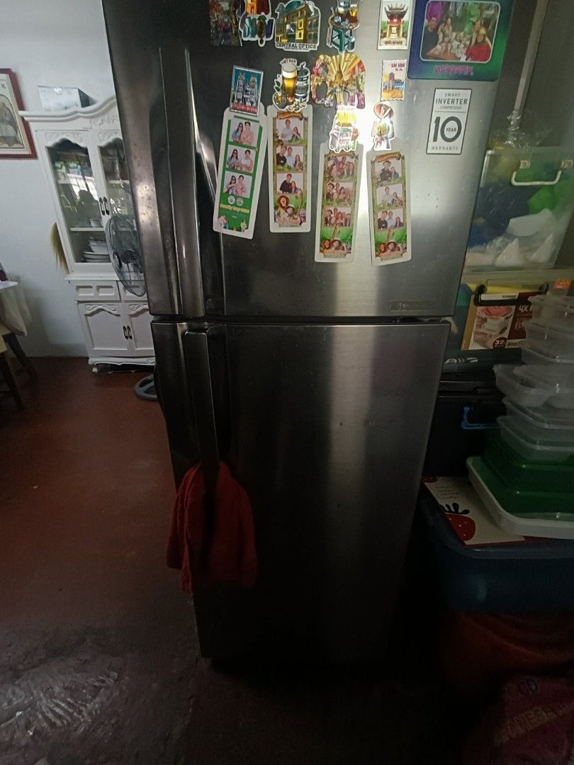 LG Double Door Refrigerator - Silver (Category: Refrigerators and Freezers) located in Quezon City. Submitted by cherryup2026 (Listing ID 1444724963, Image 2). Description: - LG Double Door Refrigerator - Stylish Silver Finish - Excellent Working Condition - Plenty of Shelf Space for Groceries - Convenient Door Compartments for Drinks & Condiments - Perfect for Small Families or as a Secondary Fridge.