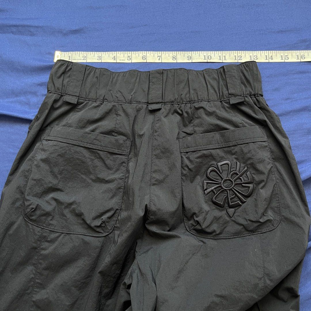 Lightweight Cargo Camping Utility Pants (Category: Other Bottoms) located in Cagayan de Oro. Submitted by aeiith (Listing ID 1444725628, Image 2). Description: Light weight Cargo Pants Utility Hiking No issue In pristine condition .