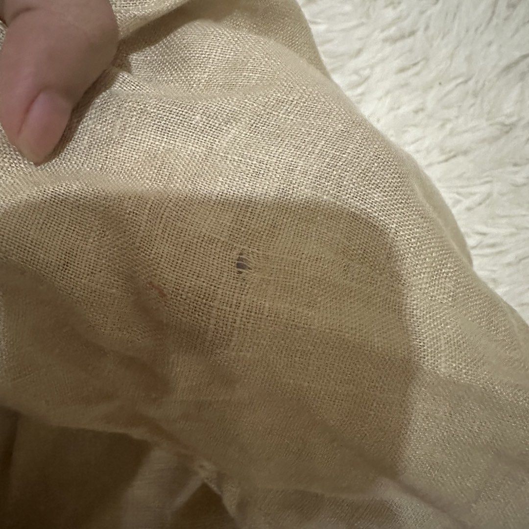 Linen Top (Category: Sleeveless) located in Lucena. Submitted by helpmedeclutter07 (Listing ID 1444768000, Image 2). Description: .