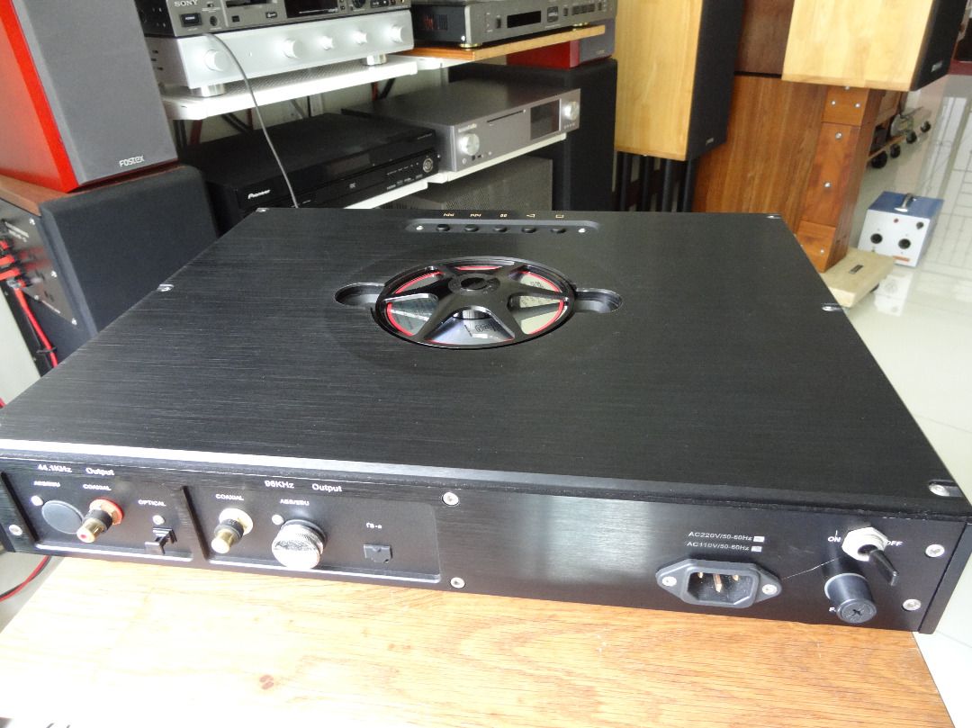 Lite Audio LT-1 Top Loading Transport.486901819072194563