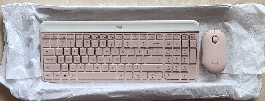 Logitech Slim Combo MK470 - Wireless Keyboard  & Mouse486416451246510080