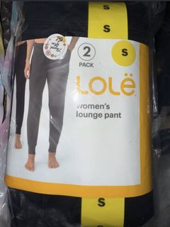 (Category: ) located in . Submitted by sophies.closet (Listing ID 1444830099, Image 1). Description: .