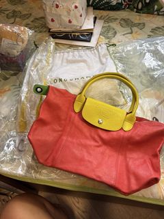 （分類：）位於 。 由 dorothytsoi 提交（商品編號 1444770144，圖片 1）。簡介： 。