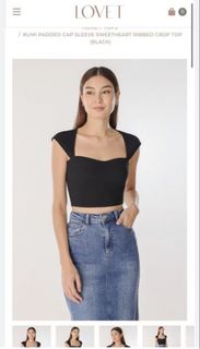 (Category: ) located in . Submitted by clearmywardrobepleasee (Listing ID 1444766389, Image 1). Description: .
