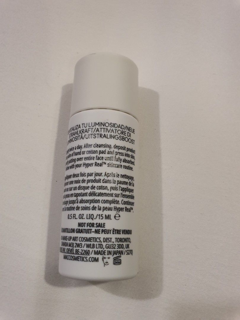 Mac hyperreal skin canvas essence 15ml authentic (Category: Makeup) located in Taguig. Submitted by supernova888 (Listing ID 1444685166, Image 2). Description: sl neg.