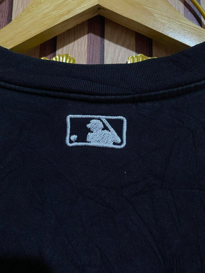 MAJOR LEAGUE NEW YORK YANKESS (Category: Tshirts & Polo Shirts ) located in Dipolog. Submitted by 2hccollective (Listing ID 1444793868, Image 3). Description: NO ISSUE GOOD CONDI MEDIUM 9/10 COLORATE DIMES : 21 X 27.