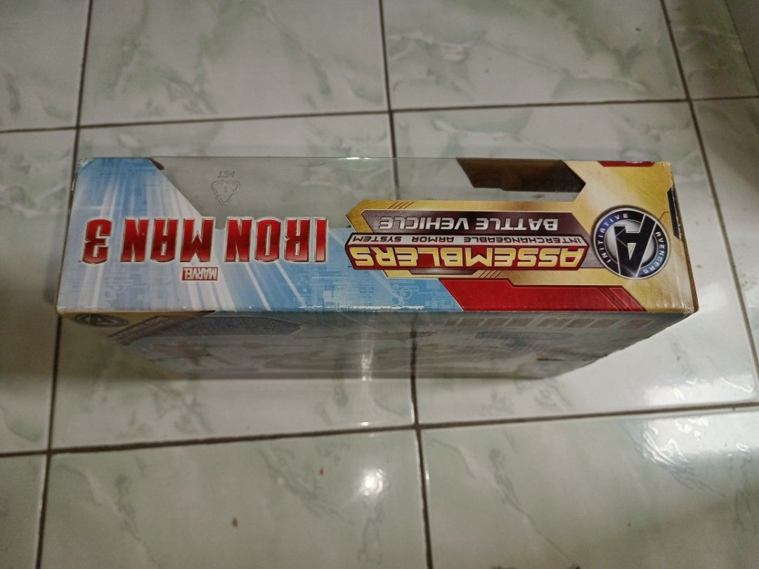 Marvel Iron Man 3 Assemblers Battle Vehicle Hasbro (Category: Action & Battle Toys) located in Manila. Submitted by caaths_collection (Listing ID 1444771627, Image 3). Description: - Iron Man 3 Assemblers Battle Vehicle - Includes Iron Man figure - Features launchable battle accessories - Weapon arms connect to the vehicle for customization - Suitable for ages 4 and up - Made by Hasbro.