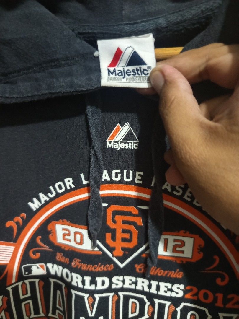 MBL MAJESTIC SF GIANTS PULLOVER HOODIE JACKET (Category: Coats, Jackets and Outerwear) located in Calamba. Submitted by indiecated.thriftnshop (Listing ID 1444835268, Image 2). Description: - MBL SF GIANTS PULLOVER HOODIE JACKET - 28 SHOULDER TO HEM - 25 PIT TO PIT - FITS SIZE XL 9/10 COLOR RATE.
