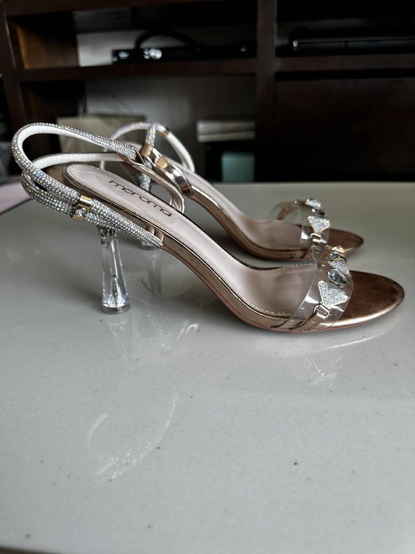 Meroma embellished heels (Category: Heels) located in Taguig. Submitted by mineme22 (Listing ID 1444711529, Image 3). Description: Meroma embellished heels Size 37 Used twice with box. ₱800.