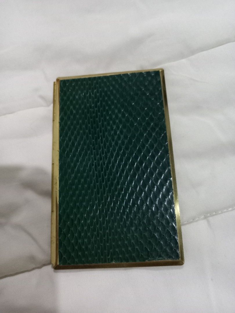 Metal with snake skin address book (Category: Everything Else Others) located in Tuguegarao City. Submitted by zenphoenix-7ad615 (Listing ID 1444794780, Image 3). Description: metal case with snake skin in green addresa book.