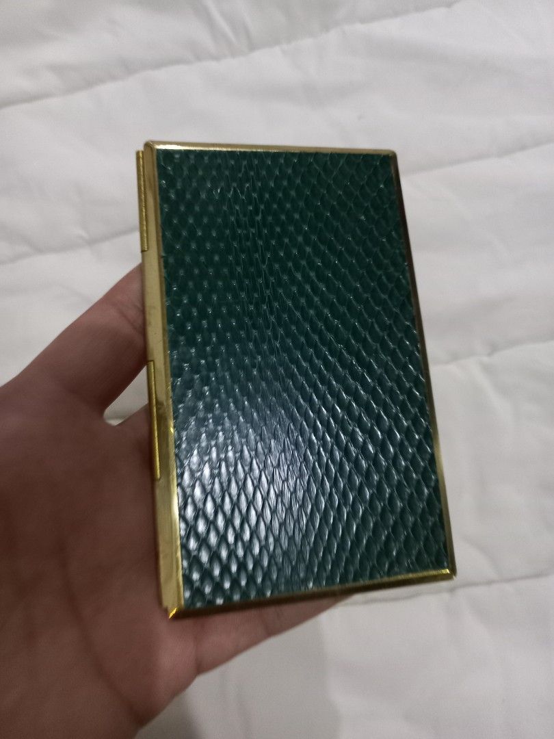Metal with snake skin address book (Category: Everything Else Others) located in Tuguegarao City. Submitted by zenphoenix-7ad615 (Listing ID 1444794780, Image 2). Description: metal case with snake skin in green addresa book.
