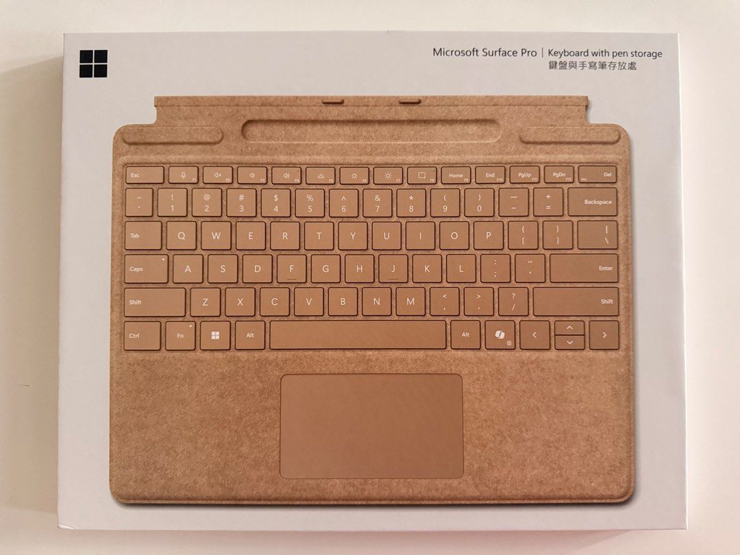 Microsoft Surface Pro 13" Keyboard with Pen Storage486277488375900160