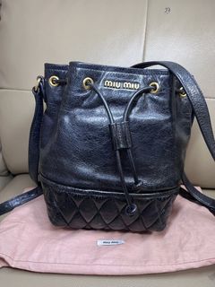 （分類：）位於 。 由 yan9198621 提交（商品編號 1444839653，圖片 1）。簡介： 。