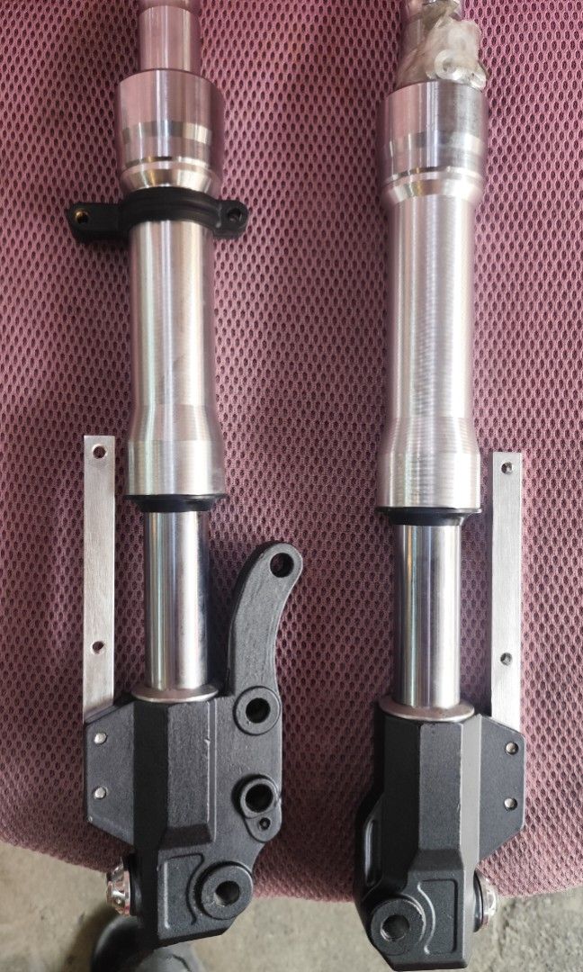 MotoSpeed Inverted Front Shock Adjustable For Nmax v1 /v2 (Category: Body Parts and Accessories) located in Bulacan. Submitted by makdelacru19738 (Listing ID 1444706842, Image 1). Description: MotoSpeed Inverted Front Shock Adjustable For Nmax v1 /v2 Price - 3300 Nearby Area (ung kaya ipalalamove para Sameday makuha nio na) *(No COD)Payment (Gcash or Bank Transfer) Pag Nandto na Rider nio (Video Call Para Sure) Location: Marilao Poblacion 2 or Pi