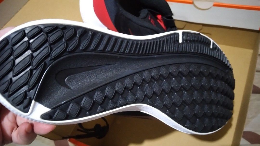 Nike Air winflo dark blue 7.5 (Category: Sneakers) located in Cainta. Submitted by patrickwilsonstore (Listing ID 1444689994, Image 2). Description: Nike air winflo size 7.5 us bnews 3,300 .
