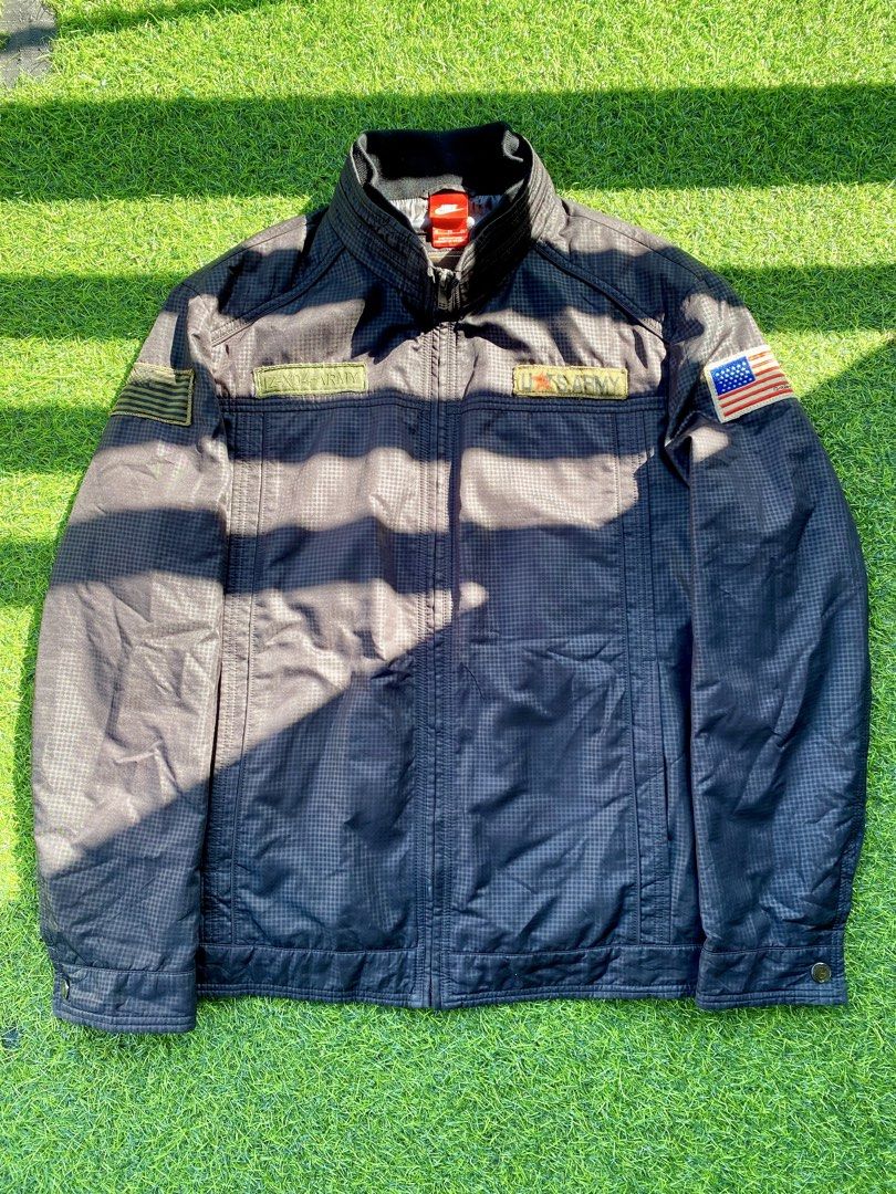 Nike Goldlion Jacket US Army Patches (Category: Coats, Jackets and Outerwear) located in Antipolo. Submitted by saphnie (Listing ID 1444707818, Image 3). Description: Limited edition Nike X Goldlion Perfect for motor Riders. Excellent Condition 10/10 Pwede sa maselan Size XL(W23/L27) No issue check all you want upon meet up. ₱1,750 only Meet up Cogeo KFC(Antipolo) Lalamove ikaw po mismo magbook para may control ka sa rider mo.