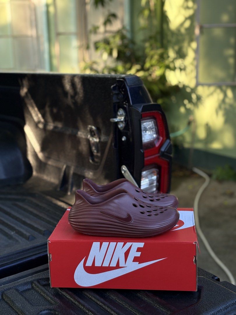 Nike ReactX Rejuven8 Slides (Category: Slippers & Slides) located in Cavite. Submitted by jairo13 (Listing ID 1444688043, Image 3). Description: Nike React Rejuven8 Slides Dark Red 8&9us - ₱2795.00 Citron Pulse 9us - ₱2,495.00 Neon 10us - ₱2,495.00 Ig&Fb: ShoesoleCavite 📍Silang,Cavite.