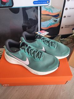 (Category: ) located in . Submitted by shoepremeph (Listing ID 1444693180, Image 1). Description: .