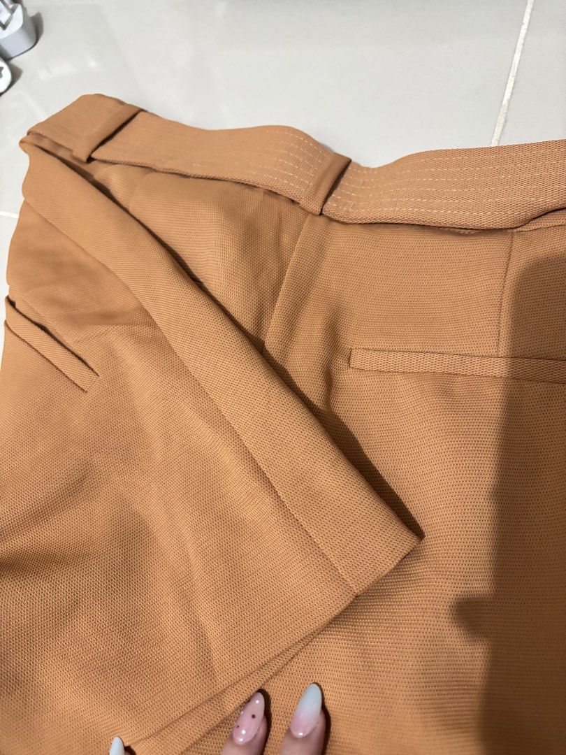 Nine west short 30-31 (Category: Shorts) located in San Jose del Monte. Submitted by rtemsii (Listing ID 1444780089, Image 3). Description: Used once.