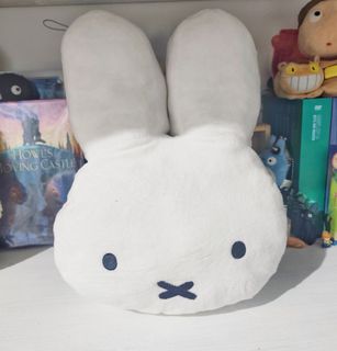 (Category: ) located in . Submitted by ghibli_dreams (Listing ID 1444796972, Image 1). Description: .