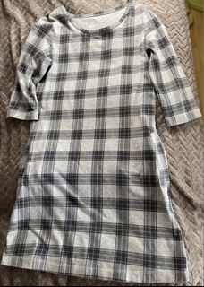 (Category: ) located in . Submitted by sophies.closet (Listing ID 1444756429, Image 1). Description: .