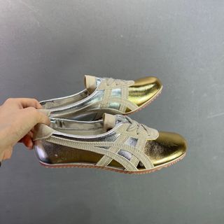(Category: ) located in . Submitted by sellora_fashion (Listing ID 1444704239, Image 1). Description: .