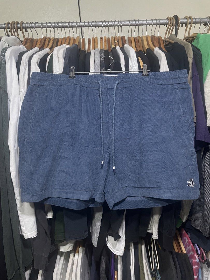 Penguin short plus size (Category: Shorts) located in Hermosa. Submitted by oddballs.vtg (Listing ID 1444800114, Image 1). Description: Waistline 38-42 Length 16.5 Leg opening 14.