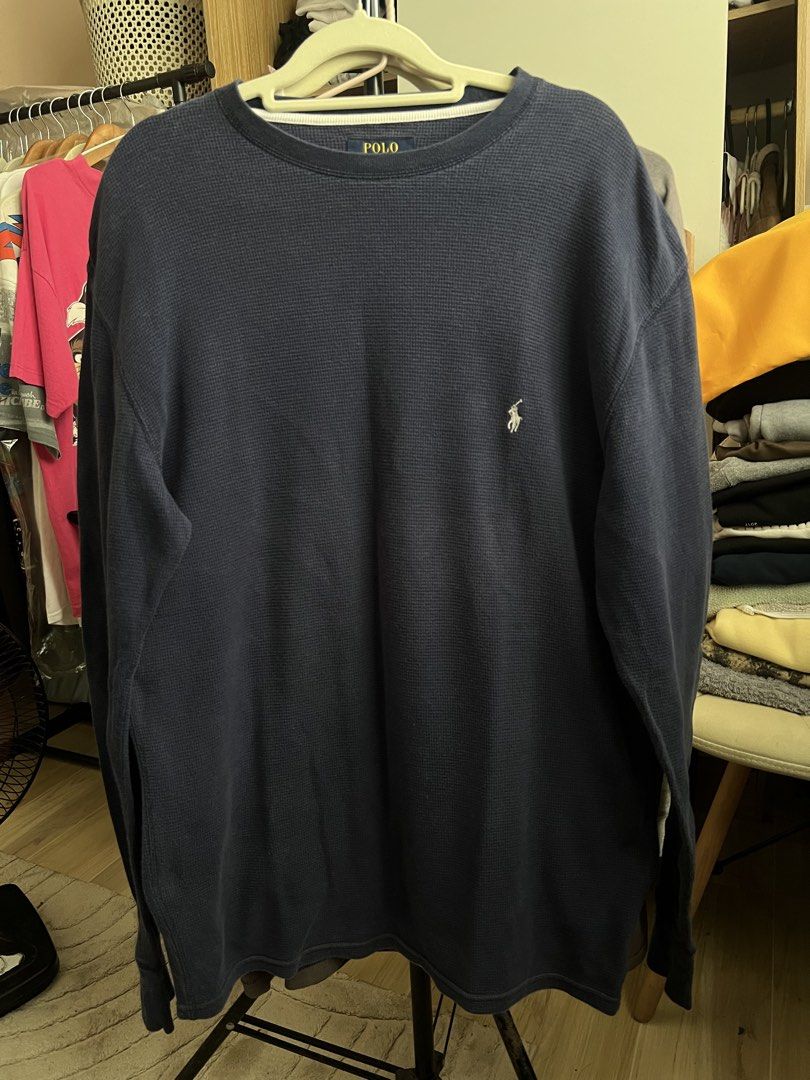 Ralph Lauren Navy Blue Waffle Sweatshirt (Category: Luxury Apparel) located in Munoz. Submitted by dong4tti (Listing ID 1444726989, Image 1). Description: SIZE L ON TAG BLUE RL TAG AUTHENTIC EXCELLENT CONDITION NO ISSUE .