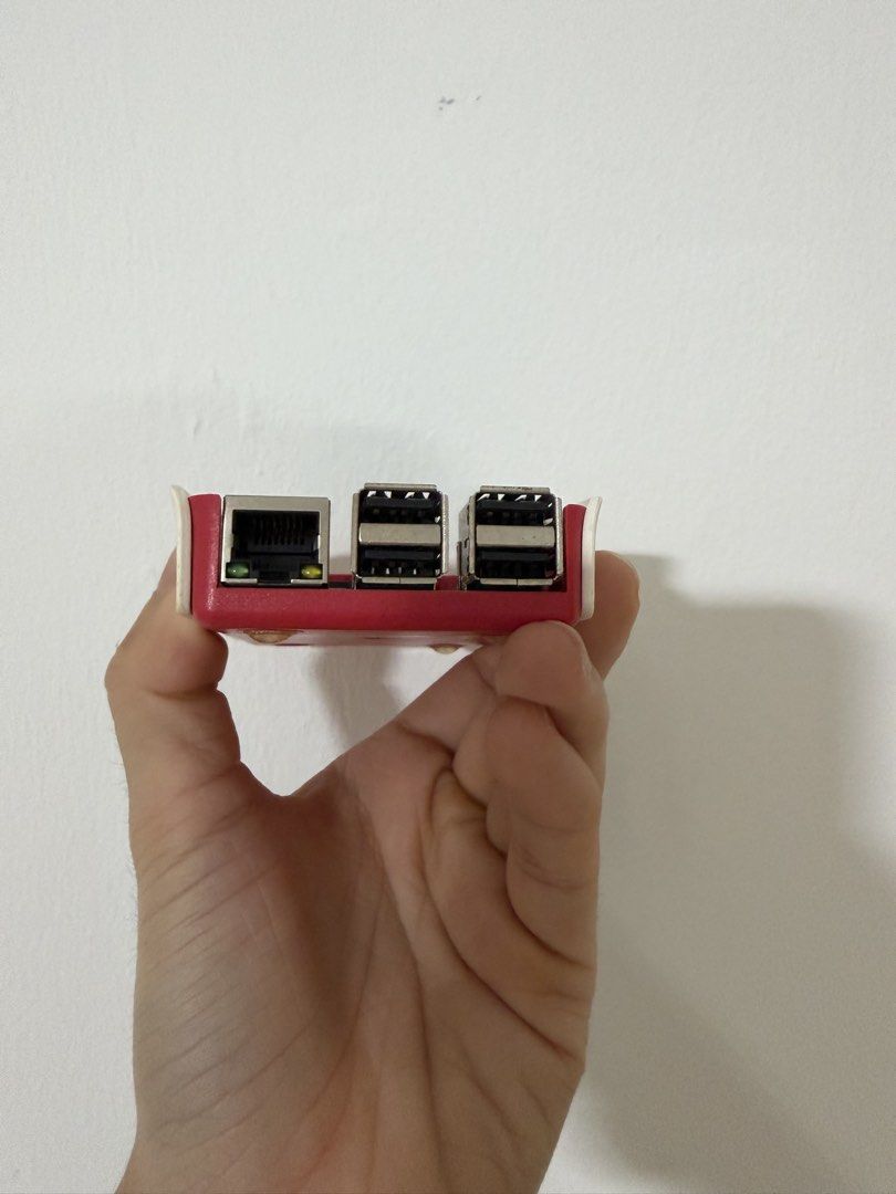 Raspberry Pi 3 Model B+ with Case and Accessories486511719932897282