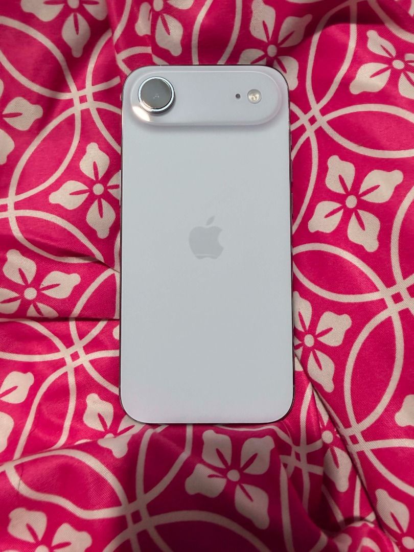 [Read the Description] FOR SALE - Iphone 17 Air (Category: iPhone Air Series) located in Caloocan City. Submitted by safetree_497fad (Listing ID 1444845851, Image 1). Description: For sale but slightly negotiable. THERE ARE NO ISSUES AND WITH DOCUMENTATION (Pass sa lowballers) RFS: GOT A NEW PHONE! Battery: 99% Battery Health Storage Capacity: 256GB Condition: Excellent / Like New Selling my iPhone 17 Air. The phone is in fantastic condition, hea