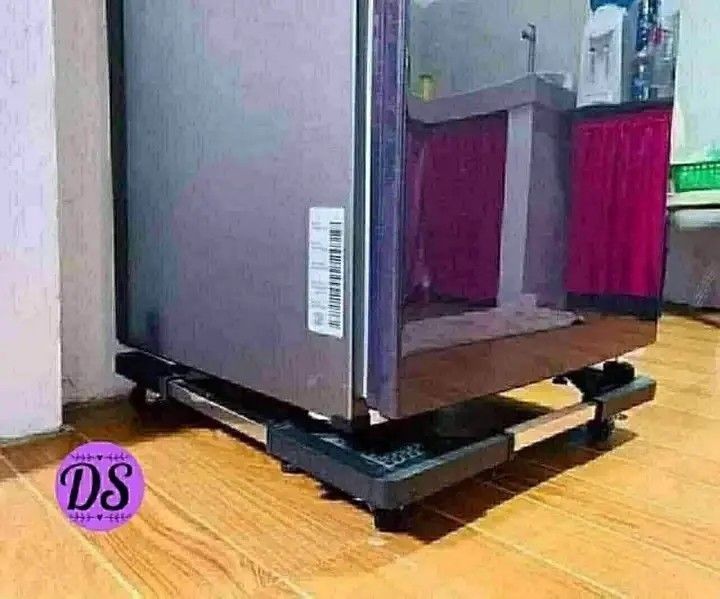 Ref Stand (Category: Refrigerators and Freezers) located in Manila. Submitted by micoooy (Listing ID 1444856487, Image 1). Description: .