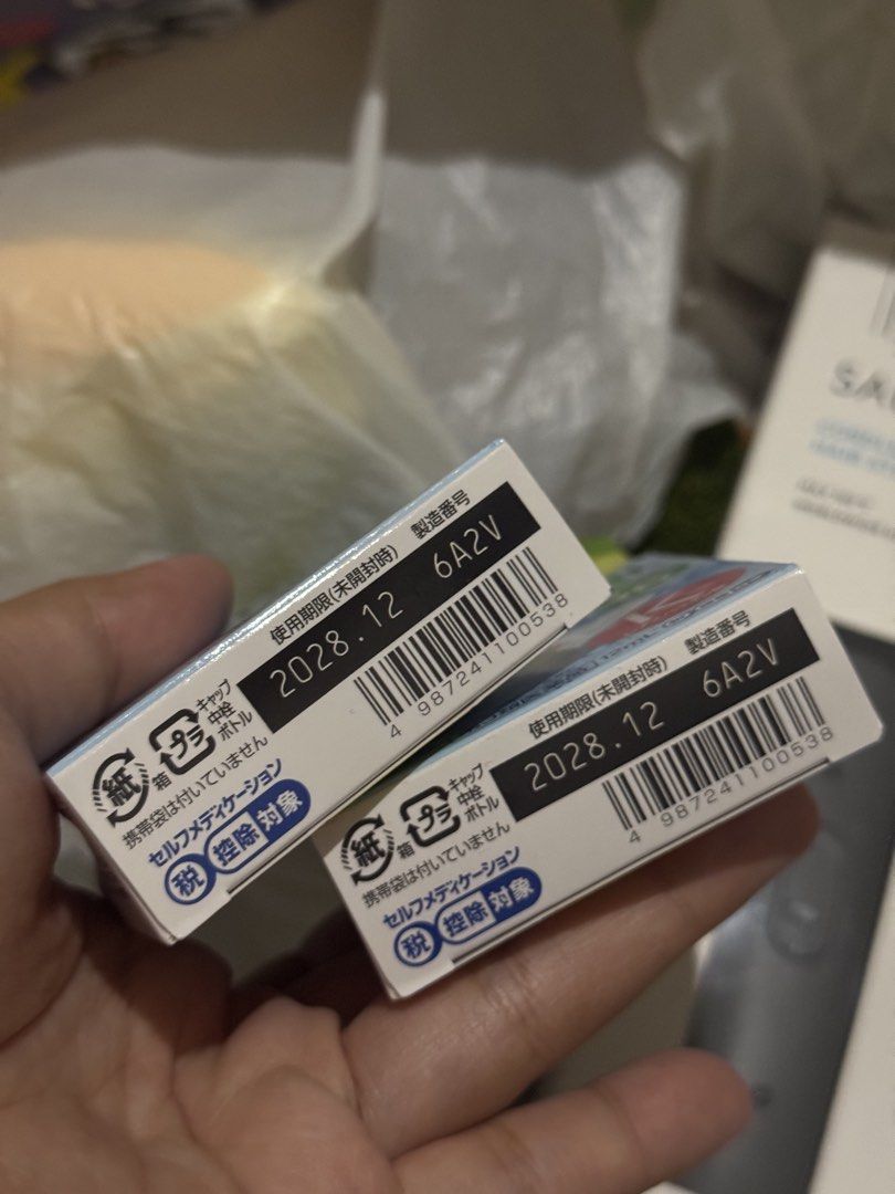 Rohto Cool 40α Eye Drops (Category: Face Care) located in Davao. Submitted by jmcare (Listing ID 1444744584, Image 2). Description: .