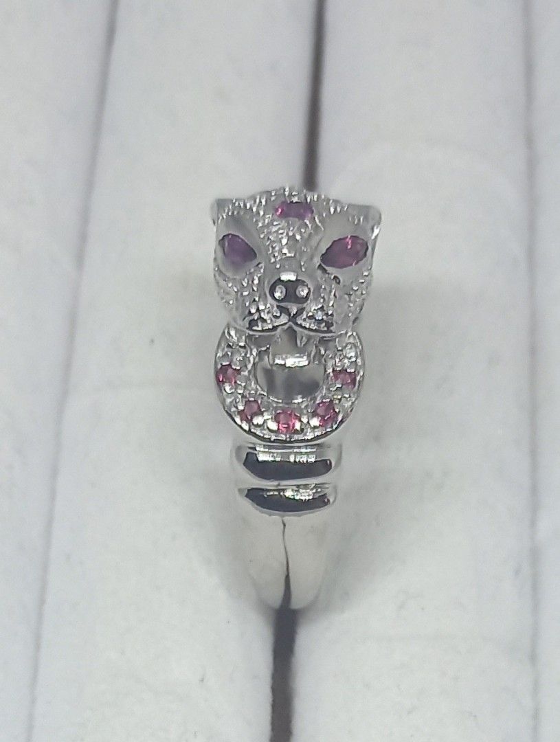 S925 Rhodolite Garnet Panther Design Ring (Category: Rings) located in Paranaque City. Submitted by momoftwo23 (Listing ID 1444716507, Image 1). Description: 4x2mm Marquise Unheated African Rhodolite Garnet Panther Design S925 Sterling Silver Ring Size 9 Made in Thailand P2,100 Free Nationwide Shipping via LBC Payment via BPI, BDO, Gcash/Maya and Palawan Remittance.