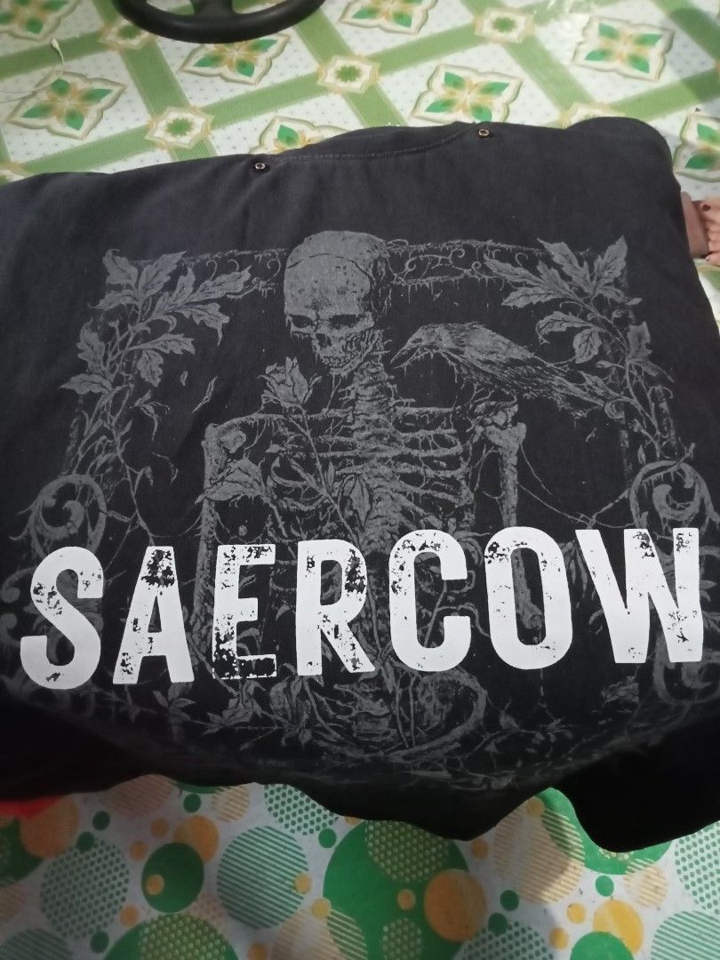 SAERCOW (Category: Tshirts & Polo Shirts ) located in Cabadbaran. Submitted by reizen_ace051823 (Listing ID 1444834670, Image 3). Description: - condition 8/10 - issue see last pic - size large on tag - dimes L28.5 / W24.