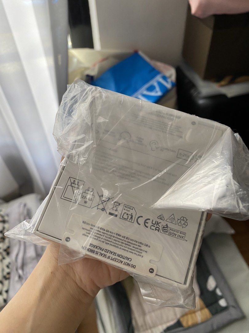 Samsung Galaxy Buds FE (Category: Earphones) located in Manila. Submitted by mpt99876 (Listing ID 1444833235, Image 2). Description: - Brand New: Samsung Galaxy Buds FE - Color: Black - Condition: Sealed in original packaging - Ideal for: Music and calls - Original Price Tag: $480.00.